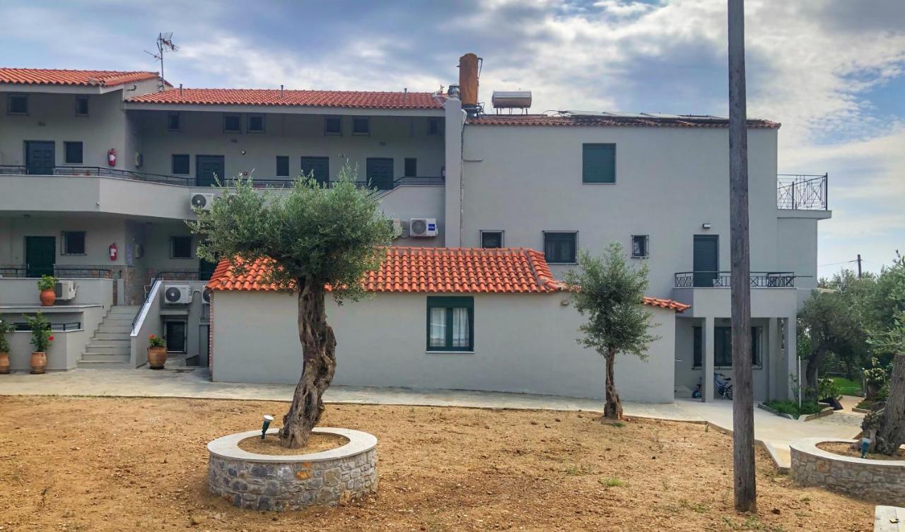 Azzurro Hotel Katsaros  Buitenkant foto